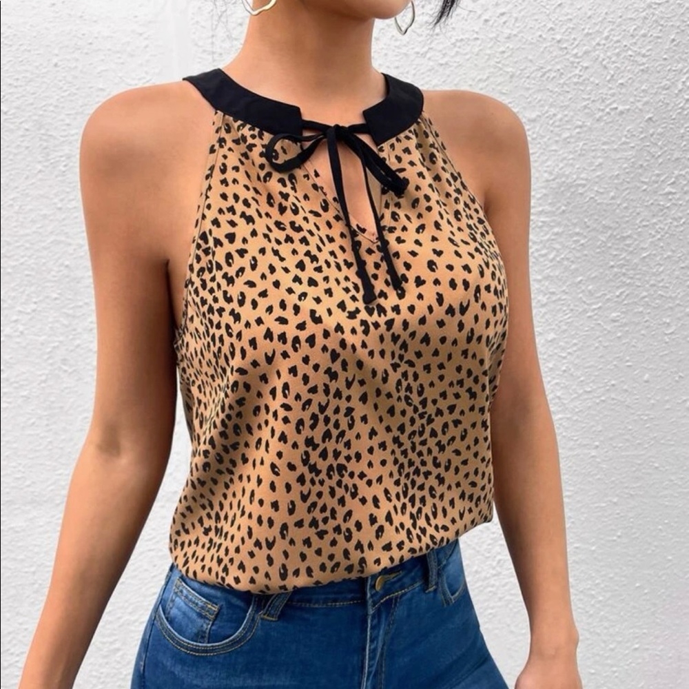 Adorable Leopard Print Top - image 2